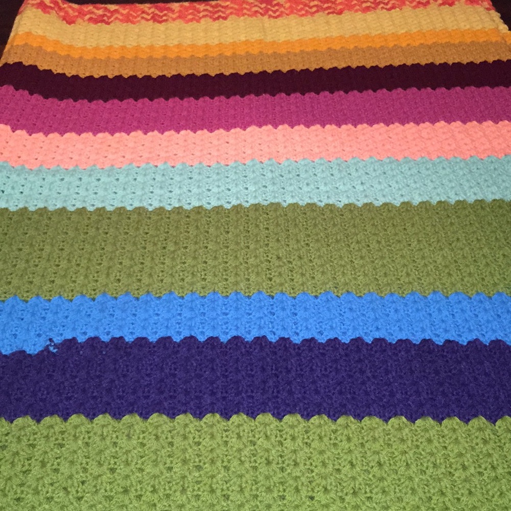 Large Super Soft Throw Blanket - Picture 4 of 4